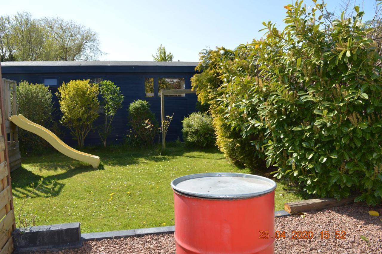 Vakantie Chalet Makkum Exterior photo